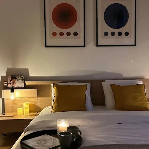 Апартаменти Cozy City Centre *