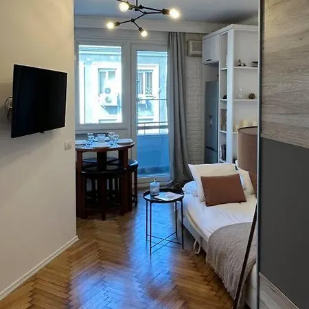 Апартаменты Cozy City Centre *